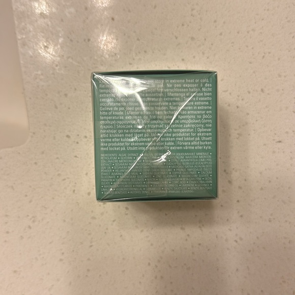 La Mer Moisturizing Cream - Picture 3 of 4